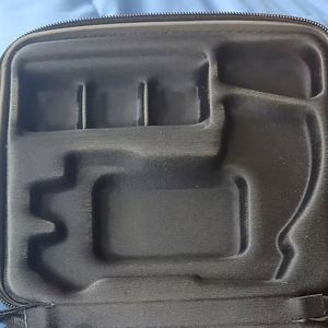 Linterna Táctica con Silbato Incorporado y Diseño Impermeable, Caja de Almacenamiento con Cierre de Seguridad para Equipo de Supervivencia - Product Image 1