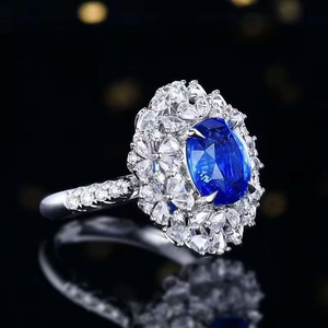 Anillo de Zafiro Azul Natural Sin Calentar de Sri Lanka, 3.55CT, Forma Ovalada, Oro Blanco de 18K, con Acentos de Diamantes, Anillo de Compromiso para Mujer - Product Image 2