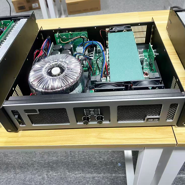 HD-800 Professional Class H Power Amplifier 2U Dual Channel Audio Stable Impedance 8ohm Metal Shell AC Power for Concerts Stage