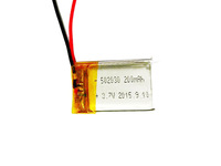 Batterie polymère au lithium de qualité A 502030 502030 2000mAh 3.7v avec circuit imprimé et connecteur