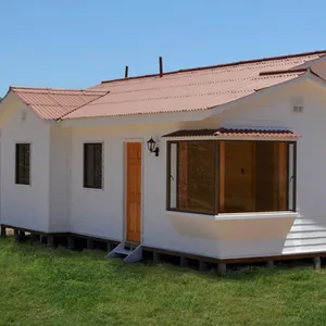 A polinésia francesa casa de prédios resiste ao inundação e à pé concreto