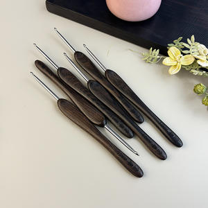 Jinlan vieux crochet fin aiguille ébène boussole bricolage <span class=keywords><strong>laine</strong></span> poupée outil <span class=keywords><strong>de</strong></span> tricot à la main carré accessoire <span class=keywords><strong>de</strong></span> couture - Product Image 4