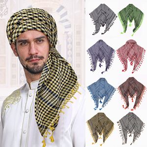 Vente en gros Arabie Saoudite Hijab à carreaux pour hommes avec pompon Yashmagh Dubaï EAU Turban pour hommes musulmans - Product Image 1