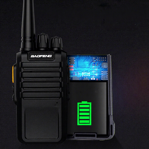 BF-M4 Walkie Talkie Analógico UHF Profesional, Potencia de Salida de 3W, Radios de Largo Alcance, Carga Directa por USB, Resistente al Agua IPX-1 - Product Image 1