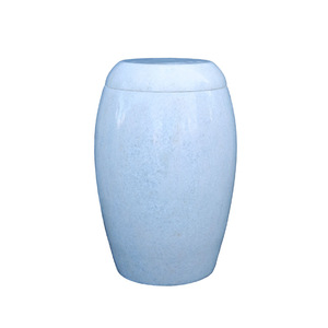 Grande Urna Funeraria in Marmo Bianco per Ceneri Umane con Incisione Personalizzata e Sigillo Sicuro per Conservazione Commemorativa - Product Image 2