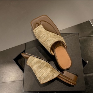 Leather Ladies Heeled Sandals Comfortable Padding Insole 4cm <b>Block</b> Heel Summer Slide Women's Straw Woven Sandals - Product Image 2