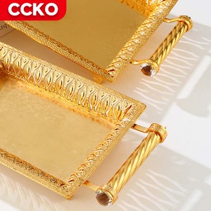 39cm 호텔 레스토랑 장식 트레이 골드 핸들 금속 서빙 트레이 세트 고급 파티 잡초 디저트 과일 식품 트레이 - Product Image 5