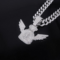 Collier unisexe tendance en alliage plaqué argent/or avec pendentif en forme de sac d'argent ailé, dollar et papillon orné de cristaux, idéal pour les fêtes