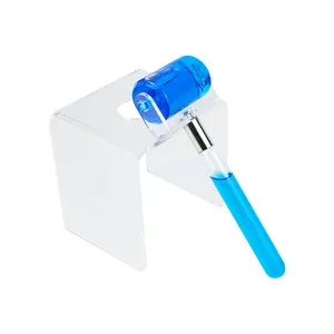 Nieuwste Product 2024 Rollende Koeling Gezicht Massage Tool Zwelling Reliëf Koude Glazen Gel Ijs Roller Hand Gehouden