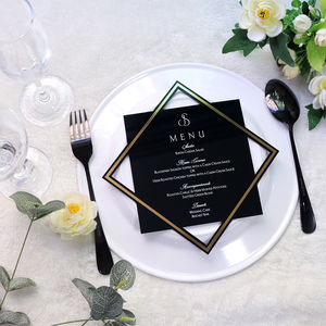 Cartes de <span class=keywords><strong>menu</strong></span> personnalisables en acrylique noir avec bordure dorée et détails blancs pour la restauration de <span class=keywords><strong>mariage</strong></span> et la mise en place de table pour événements haut de gamme - Product Image 2