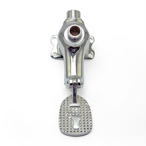 Moderne Enkelgat Messing Medische Kraan Voetbediende Touchless Bassin Kranen Met Pedaal Enkelvoudige Handgreep Kraan Ontwerp - Product Image 6