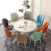 Chaise de salle à manger moderne et contemporaine de luxe, minimaliste, avec dossier, revêtement en cuir PU, pieds en métal - Meubles de maison écologiques pour