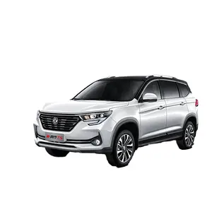 Vendita calda Dongfeng Fengxing T5 Autos Gas SUV nuovo Design con luce interna scatola del cambio automatico Mini auto a benzina per l'esportazione