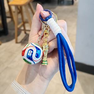 2026 Gran Venta: Llavero Colgante de Fútbol Acrílico Genial con Diseño de Trofeo Dorado para Amantes del Fútbol, Ideal como Adorno para Bolsos de Mujer - Product Image 5