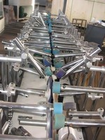 Machine d'enroulement de profilés en film PVC de 300 mm pour cadres de portes et fenêtres, moulures en MDF et aluminium