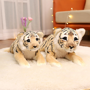 Özel gerçekçi doldurulmuş hayvan peluş yumuşak aslan oyuncak atmak yastık peluş oyuncak - Product Image 3