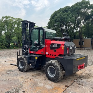 Vente flash - Chariot élévateur tout-terrain diesel 4x4 YGCY-35 de 3,5 tonnes pour chantier de construction et projet de développement hôtelier - Product Image 2