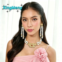 Ensemble de bijoux imitation perles à deux couches XM S460, collier avec fermoir doré orné, boucles d'oreilles longues à plusieurs perles assorties, pour mariée