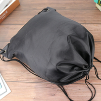 Sac à dos personnalisé en polyester imperméable avec cordon de serrage, bandoulière et logo