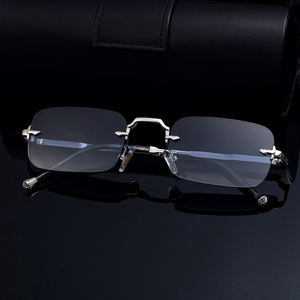 <span class=keywords><strong>Occhiali</strong></span> <span class=keywords><strong>da</strong></span> <span class=keywords><strong>Sole</strong></span> Rettangolari Senza Montatura <span class=keywords><strong>da</strong></span> <span class=keywords><strong>Uomo</strong></span> all'Ingrosso con Protezione UV400 di Design alla Moda e Logo Personalizzato - Product Image 3