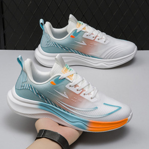 Chaussures pour hommes Ice Silk Explosions 2025 – Respirantes, style coréen, polyvalentes, antidérapantes, sport et décontractées, vente en gros - Product Image 3