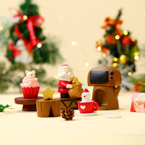 Christmas Resin Figurines Set Santa Snowman Reindeer Decorations Indoor Living Room Desktop Ornament DY2120 - Product Image 3