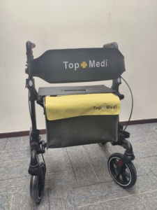 Andador Plegable Compacto de 85.5cm con Diseño Patentado para Personas Mayores - Product Image 2