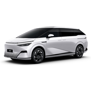 Xpeng X9 Monospace Purement Électrique 320 Ch Autonomie Ultra Longue 702 AWD 640 km <span class=keywords><strong>Pro</strong></span> Max 2024 avec Véhicule Nouvelle Énergie X9 - Product Image 1