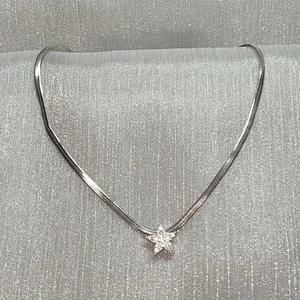 Collier pendentif en argent pur S925 pour femme, forme de cœur, couleurs fraîches, design haut de gamme pour un style chic et tendance - Product Image 2