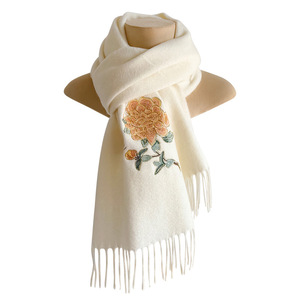 Bufanda 100% Lana con Bordado Floral de Peonía, Chal Largo de Invierno, Arte Chino, Regalo de Lujo, Bufanda Tipo Muffler, Venta al por Mayor - Product Image 3