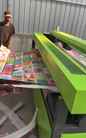 Máquina cortadora de láminas de plástico