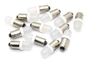 หลอดไฟ LED ออโต้ดราก้อนส์ แบบไม่สะท้อนแสง สีขาวอบอุ่น แบบฝ้า 6.3v ขั้วแบบ Bayonet สำหรับเครื่องพินบอล - Product Image 6