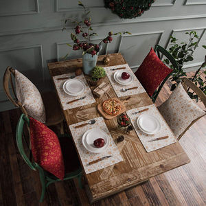 Serviettes de table en coton rouge imprimées personnalisées brodées serviettes durables pour un usage domestique fêtes d'anniversaire pour adultes fiançailles - Product Image 2