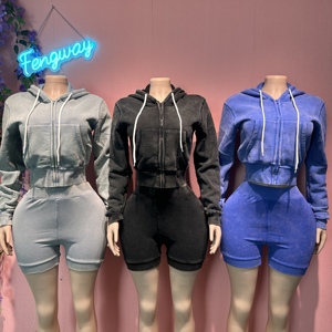 Completo da jogging due pezzi Y2K streetwear effetto acid wash vintage con zip, felpa con cappuccio a maniche lunghe e pantaloncini da donna - Product Image 3