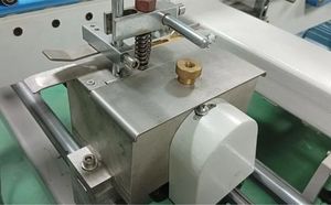 Máquina Automática para Doblar Cajas de Cartón Corrugado 3A, 380V, 1700kg, 1 Año de Garantía, Fácil de Operar, Línea Recta, Económica para Pequeñas Empresas - Product Image 4
