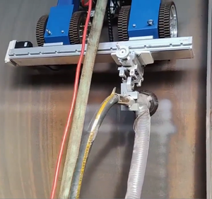 <span class=keywords><strong>Robot</strong></span> de sablage automatique pour le sablage des murs extérieurs des réservoirs de pétrole anti-corrosion - Product Image 1
