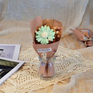 Bougie parfumée artisanale en cire de soja, fleur de tournesol, décoration d'intérieur, parfum personnalisé, cadeau DIY pour les fêtes - Product Image 3