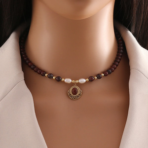 Collier Classique Multicouche en Pierres Naturelles, Perles de 6mm en Turquoise, Rhodonite et Howlite, Plaqué Or 18K, Idéal pour un Cadeau (Vente en Gros) - Product Image 4