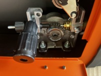 Machine à souder MIG portable 200A 220V, contrôle synergique, compatible aluminium et acier, certifiée CE pour les travaux de soudage exigeants