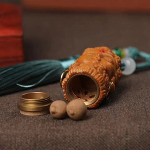 Sandalwood Carved Tara Pendant 2.5cm Chinese Style Keychain Mobile Phone Decoration <b>Ornament</b> Gift - Product Image 3