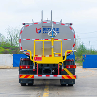 Camion-citerne à eau Dongfeng Tianjin Diesel 4x2 16,3 m³ grande capacité pour l'assainissement