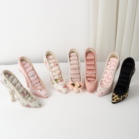 Présentoir à bijoux pour chaussures à talons hauts, support papillon en résine recouvert de tissu, porte-bagues, accessoires de photographie, style nordique