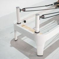 Queenlife Reformer Pilates Kelas Komersial Kualitas Studio dengan Sistem Glide Senyap, Tempat Tidur Pilates Putih Heavy Duty untuk Pemulihan