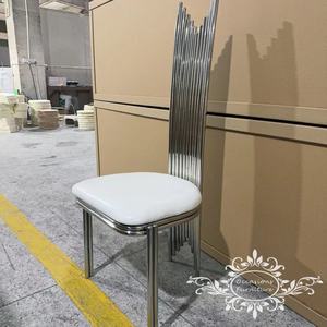 Sedie per Matrimoni Dorate Lucide, Arredamento per Eventi con Cuscini in Velluto, Mobili in Vendita - Product Image 6