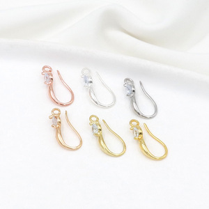 Ganchos para orejas en forma de U chapados en oro de 18 quilates, cobre con circonita de 4 mm para la fabricación de pendientes A02 - Product Image 2