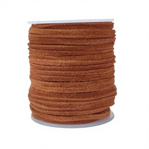 Cordon en cuir suédé plat véritable de 8 mm, style plat, pour bijoux DIY, colliers, étiquettes de boîtes cadeaux, macramé, accessoires d'emballage, breloques - Product Image 1