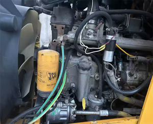 Retroexcavadora JCB 3CX Usada en Buenas Condiciones, Carga Nominal de 8 Toneladas, Modelo 2020, Venta de Rodamientos de Motor - Product Image 3