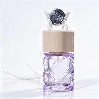 Bouteille en verre vide de 10 ml pour diffuseur de voiture, flacon désodorisant suspendu pour voiture avec bouchon en bois et boucle métallique, bouteille de parfum pour voiture avec logo personnalisé