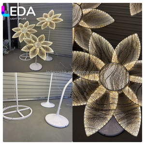 LEDA Élégantes Lumières LED Florales pour Guidage de Chemin, Décoration d'Allée de Mariage, Scène de Mariage et Allée d'Événement - Product Image 2