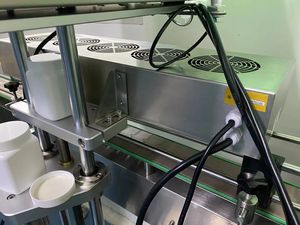 Bom Preço Vertical Automático Magnetic Glass Jar Indução Contínua Foil <span class=keywords><strong>Sealer</strong></span> Selagem Máquina para Garrafa De Plástico - Product Image 4